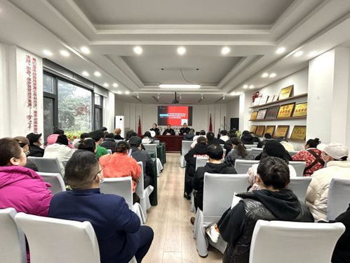 涪城區(qū)召開餐飲服務(wù)單位創(chuàng)建國家食品安全示范城市暨企業(yè)落實(shí)食品安全主體責(zé)任培訓(xùn)會 展覽展示服務(wù)